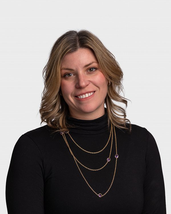 Candace Nadeau Candace Nadeau